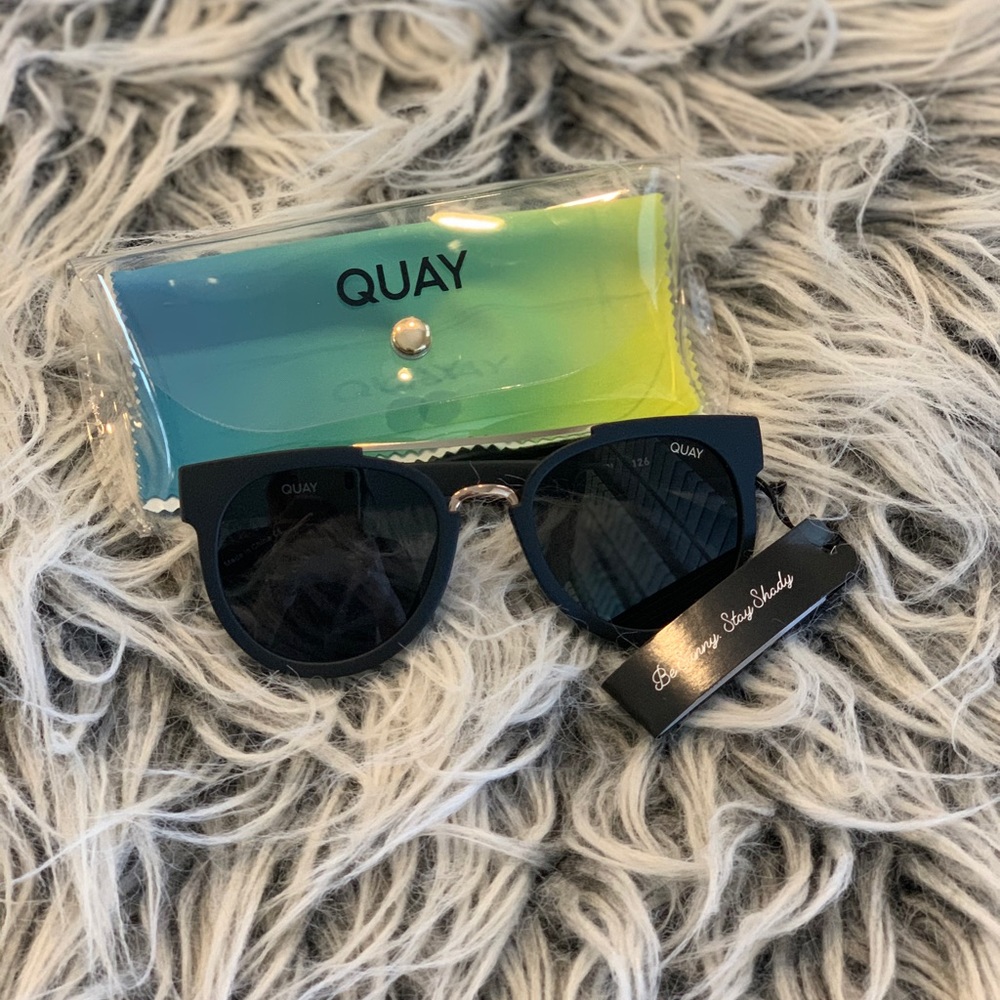 Odin Quay Sunnies in Black NWT